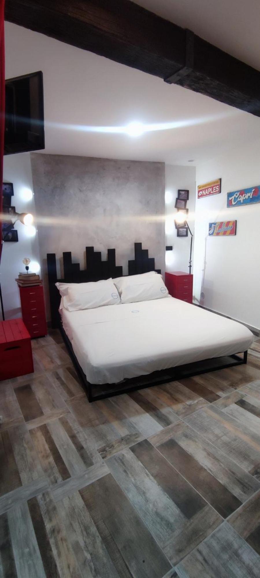 Anni Apartment Салерно Екстериор снимка